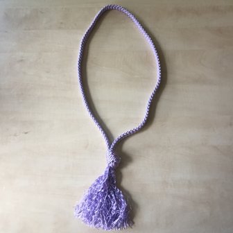 Neckrope met knoop