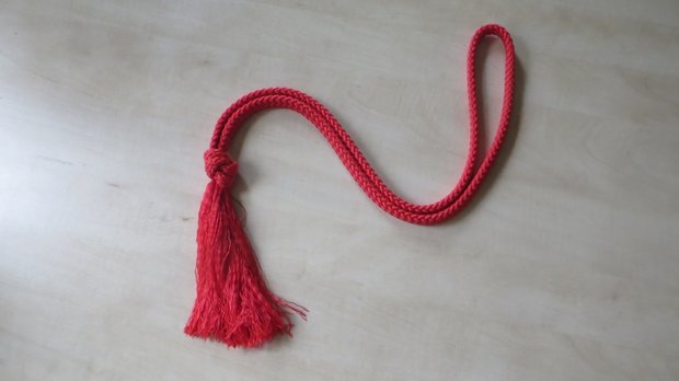 Neckrope met knoop