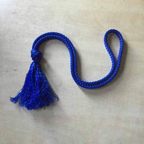 Neckrope met knoop